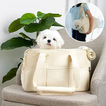 sac-de-transport-chien-à-une-epaule-beige-fauteuil